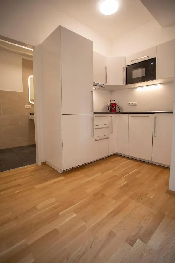 City Center Apartment For 6 Persons! Innsbruck 0*,