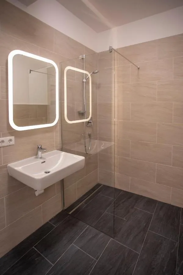 City Center Apartment For 6 Persons! Innsbruck